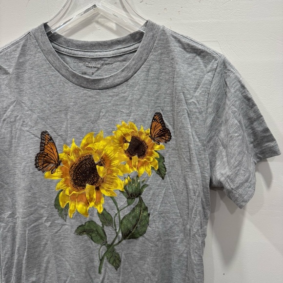 Grayson Threads Sunflower Butterfly Cotton Blend Light Gray Short Sleeve Tee S - Picture 2 of 4